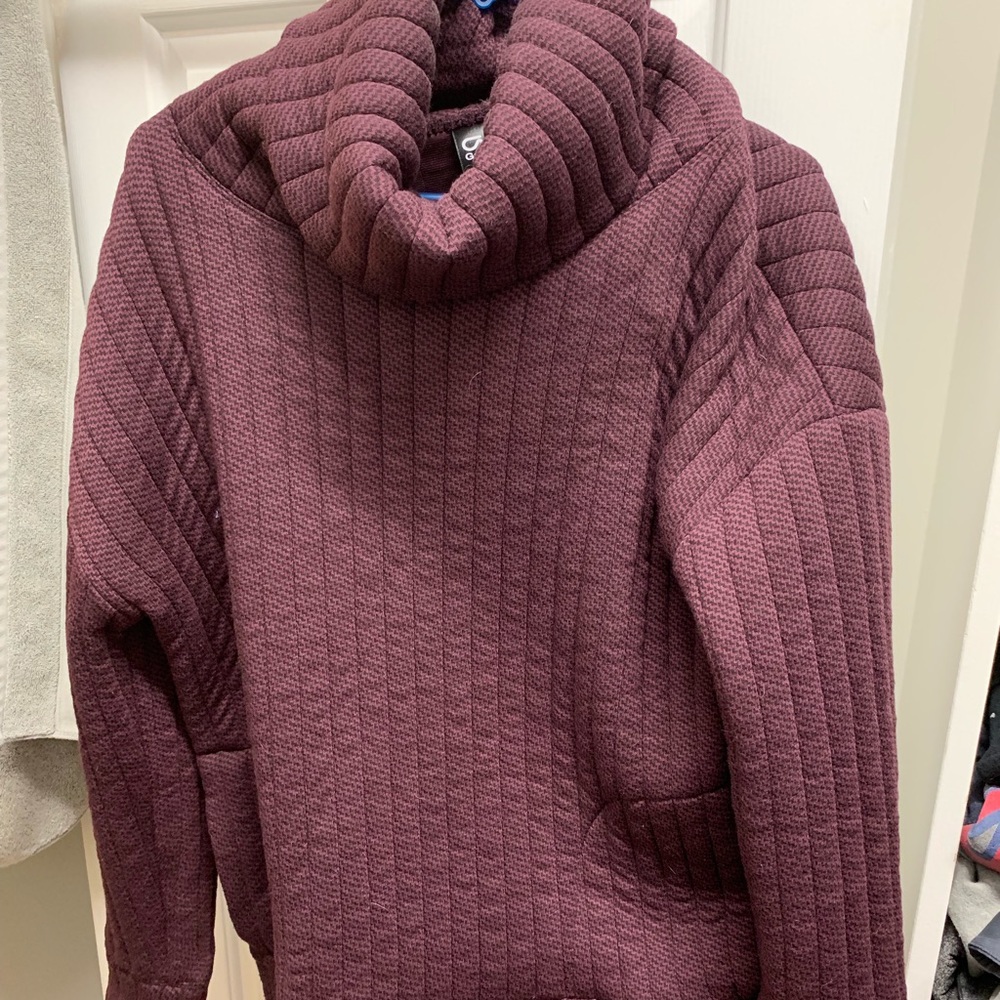 GapFit funnel neck sweatshirt